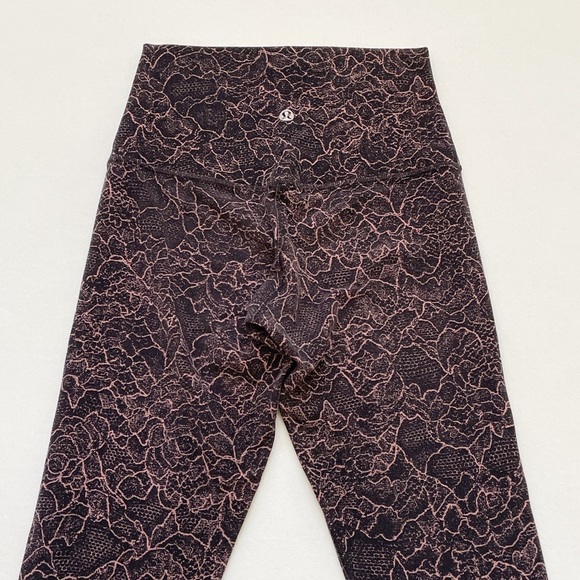 Lululemon align crop 21” leggings size 2 - Picture 2 of 6